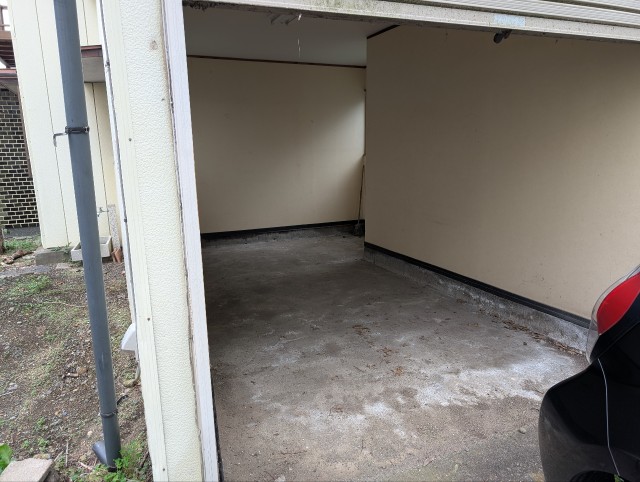 屋内駐車場の駐車場写真