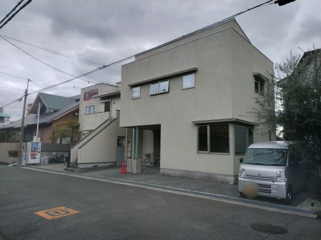 高槻市松原町17 付近駐車場の駐車場写真