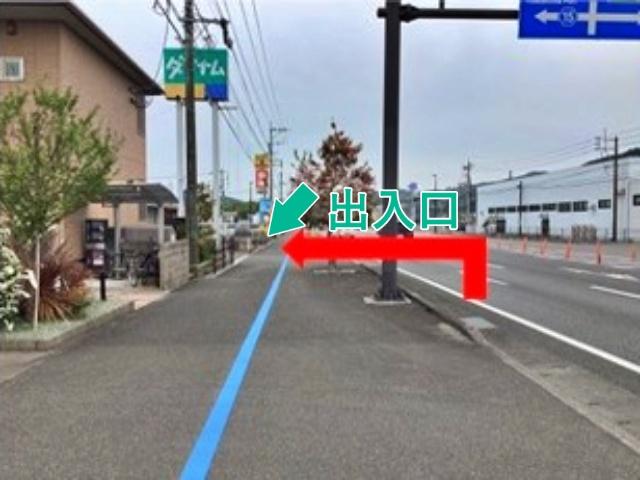 ダイナム宮崎日向財光寺店 駐車場の駐車場写真