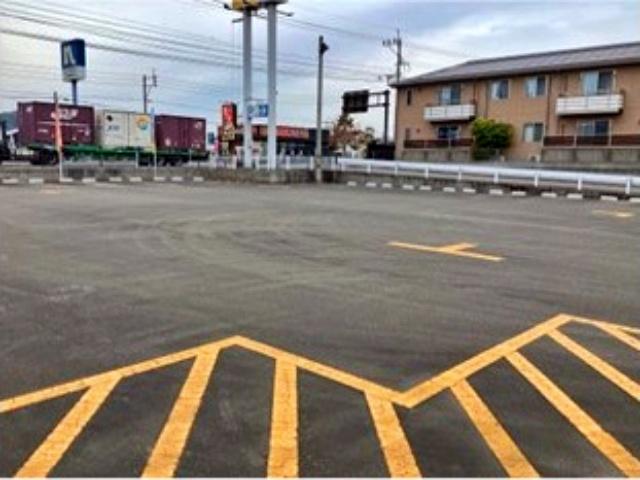 ダイナム宮崎日向財光寺店 駐車場の駐車場写真