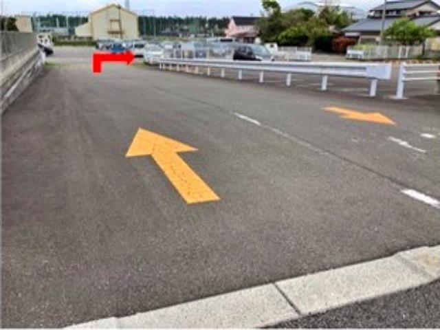 ダイナム宮崎日向財光寺店 駐車場の駐車場写真