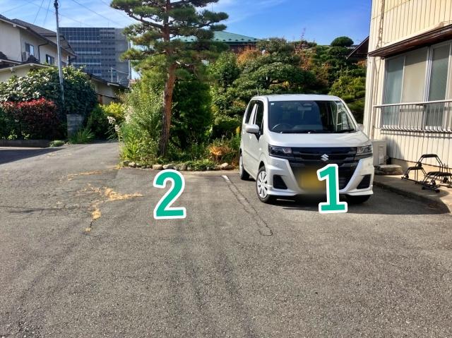 若里3丁目2-8駐車場の駐車場写真