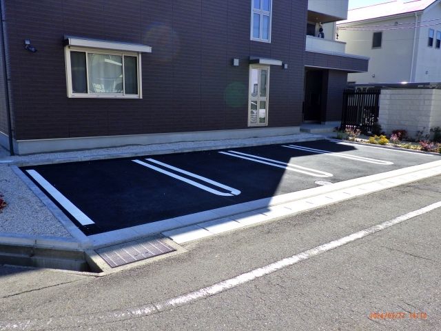 シュトラール駐車場【2】の駐車場写真