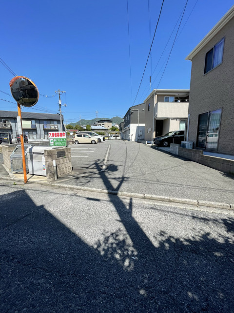 【フェリー乗り場徒歩圏内】宮島口西2-8-10-1駐車場の駐車場写真