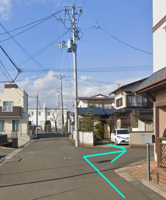 白一軒屋：手倉田八幡481-10駐車場の駐車場写真