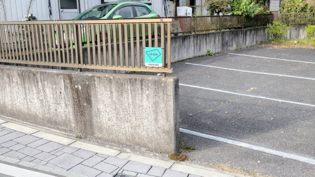 【世界遺産まで徒歩8分！】鉢石駐車場の駐車場写真