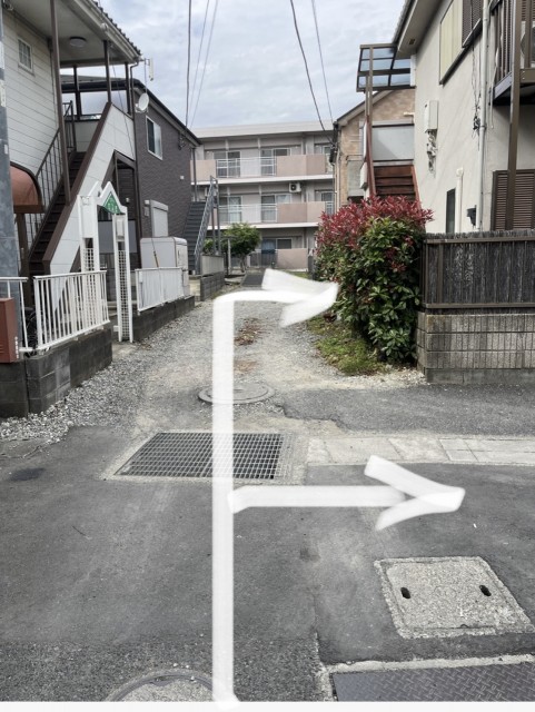 【バイク利用歓迎】家横駐車場 中野島6丁目17-39-1の駐車場写真