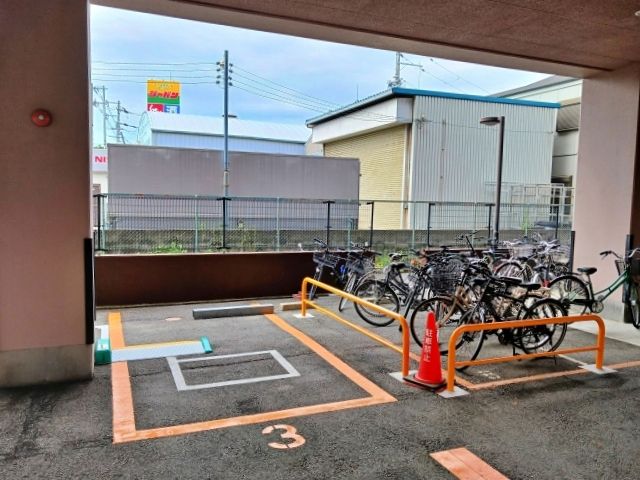 ショウワパーク 若江西新町第2の駐車場写真