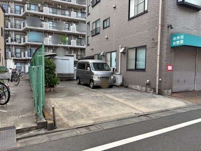 駐車場写真2
