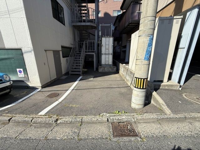 大館建設工業株式会社 アテスト駐車場の駐車場写真