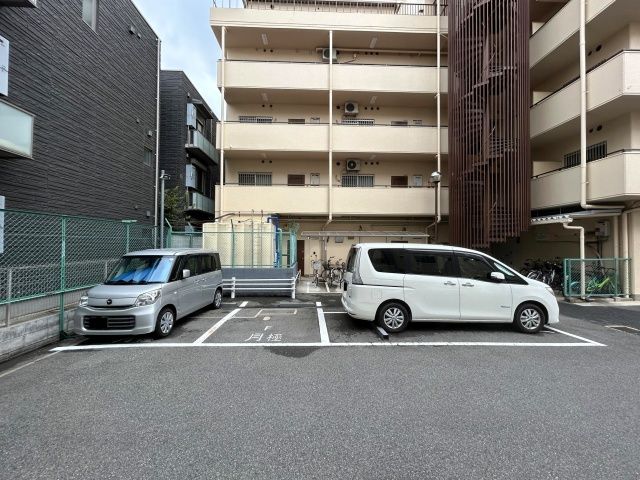 大都ハイツ アキッパ駐車場の駐車場写真