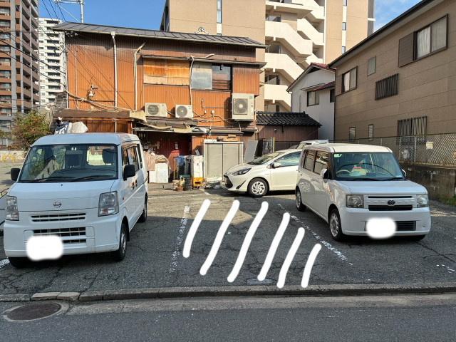 警固2丁目9-24駐車場の駐車場写真