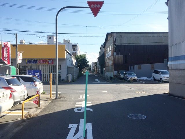 【道順4】直進してください。