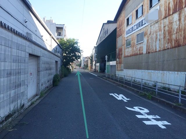 【道順5】直進してください。