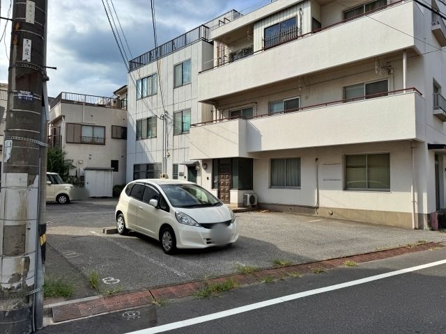駐車場写真2