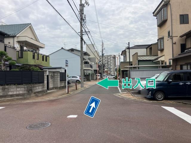 上名古屋4丁目2-10駐車場の駐車場写真