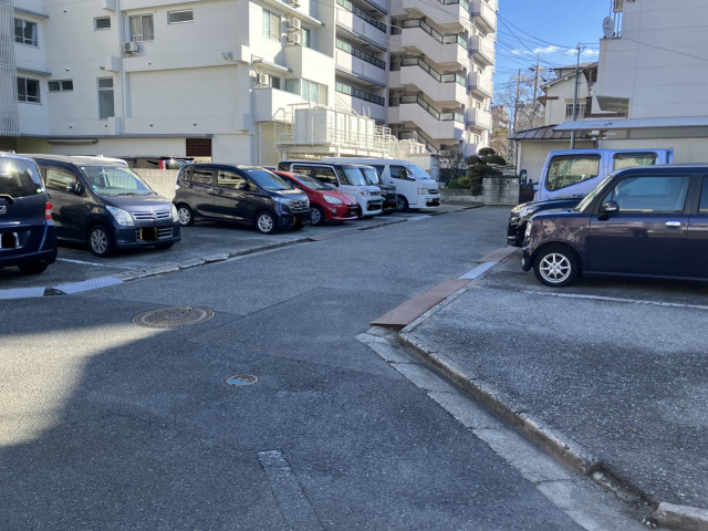 駐車場写真2