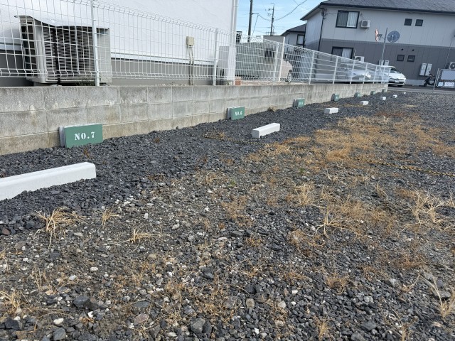KATSUDA BASE 01の駐車場写真