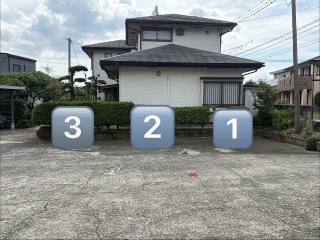小山2丁目19-20駐車場の駐車場写真