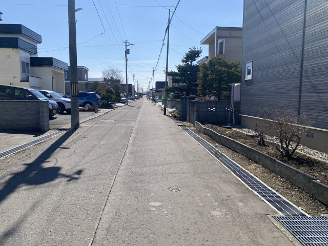 東共栄4丁目3-11駐車場の駐車場写真