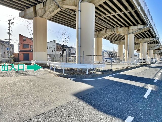 [29451]葛の葉町3丁目アキッパ高架下駐車場の駐車場写真