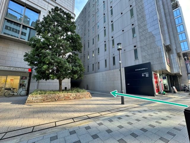 日本生命淀屋橋ビル駐車場【機械式/ハイルーフ】火～金8:00-20:00の駐車場写真