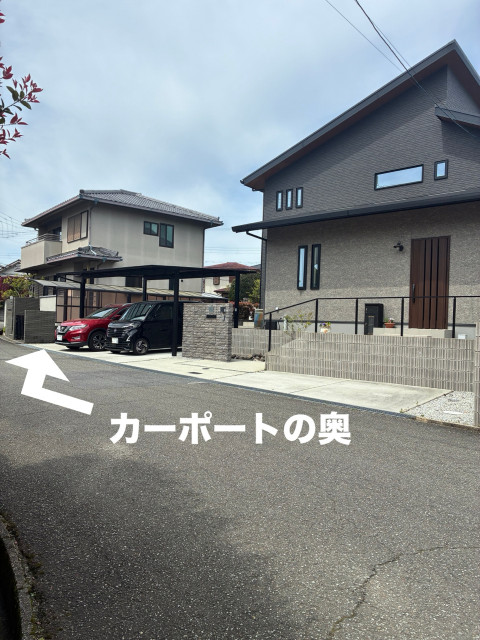 南花台4丁目3-13駐車場の駐車場写真