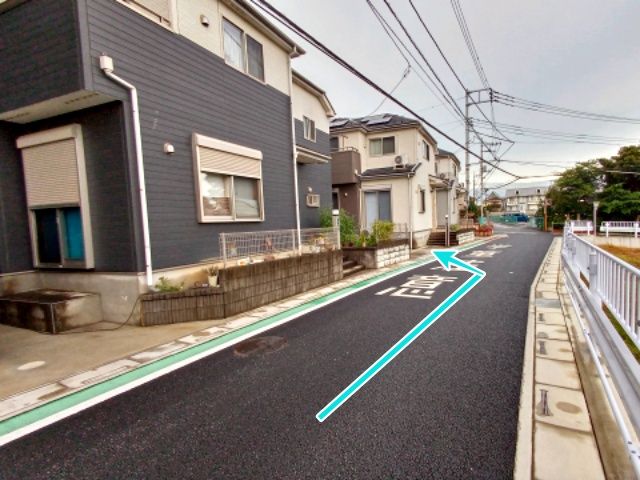 周辺に似た住宅がございますのでご注意ください