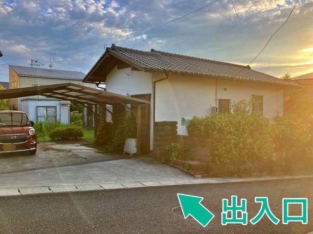 国吉田6丁目10-41駐車場の駐車場写真