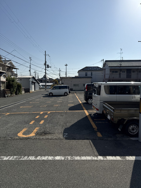 西納駐車場の駐車場写真
