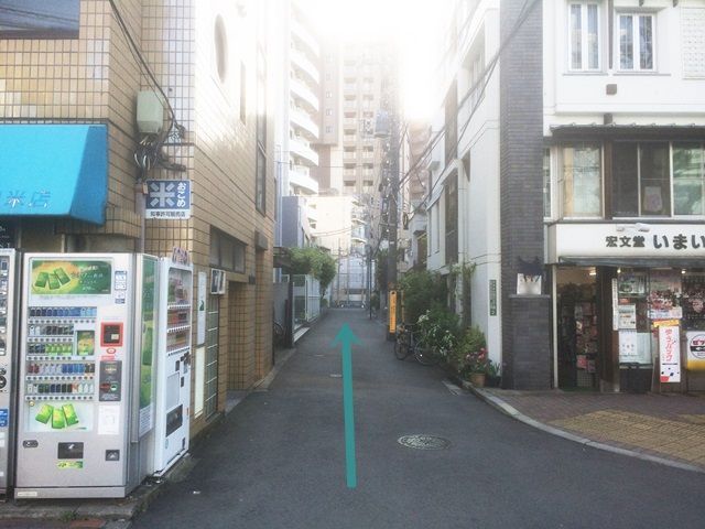 【道順5】左折後、直進してください