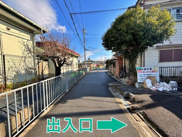 南楠葉2丁目35 パディハイツ◉アキッパ駐車場の駐車場写真