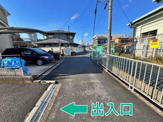 南楠葉2丁目35 パディハイツ◉アキッパ駐車場の駐車場写真