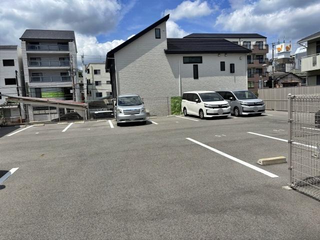 ドクタープラネッツ駐車場の駐車場写真