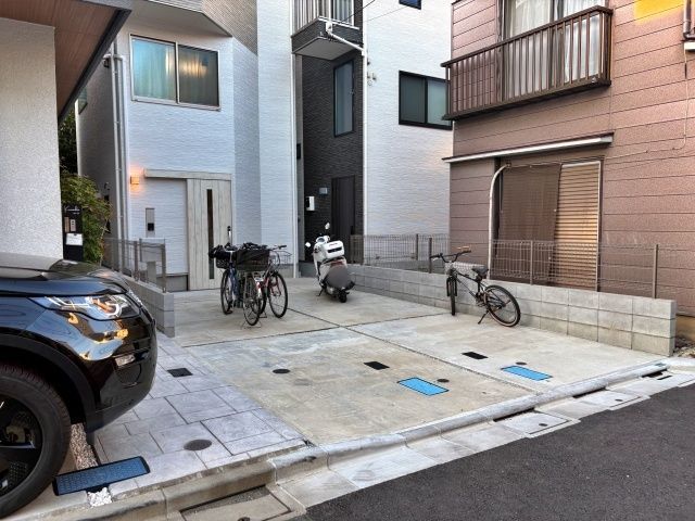 [2b8dc]東六郷3丁目16 個宅アキッパ駐車場の駐車場写真