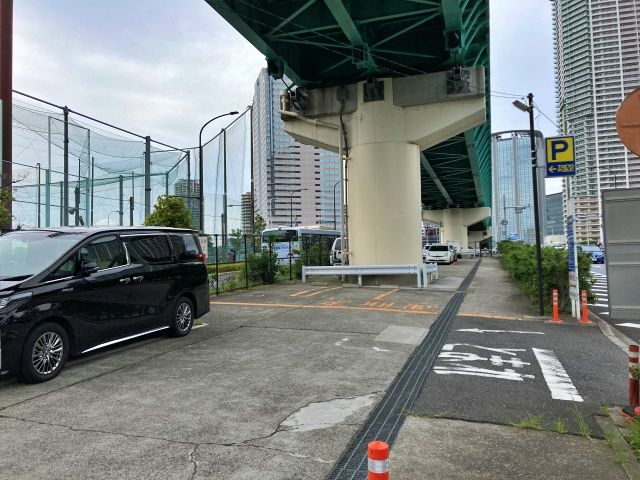 2440春海橋西駐車場 (2)の駐車場写真