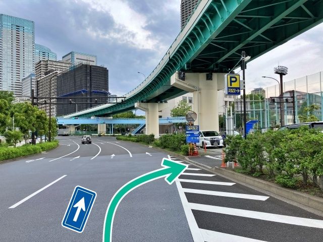 2440春海橋西駐車場 (2)の駐車場写真