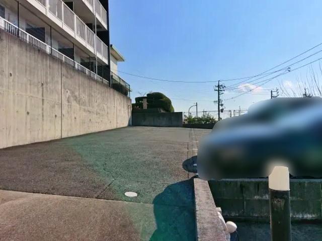 レオパレスFLORIAⅣ駐車場【17343】の駐車場写真