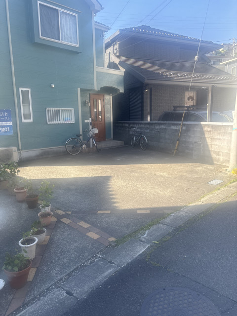 Sagae邸_子安町2丁目駐車場の駐車場写真