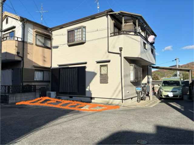 私市6丁目3-6戸建駐車場の駐車場写真