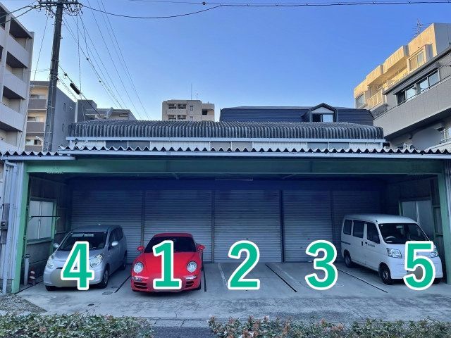 若宮町3丁目37-2駐車場の駐車場写真