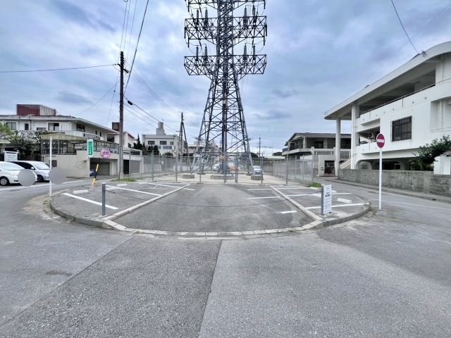 EV02【EV車専用区画】EVチャージ充電料金込み価格：山内4丁目駐車場【3】(4/1〜)の駐車場写真