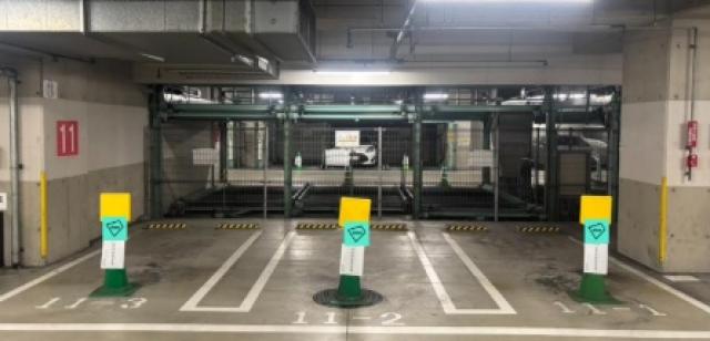 GEEKS OKAYAMA駐車場 普通車(大型車) 地下平面駐車場の駐車場写真