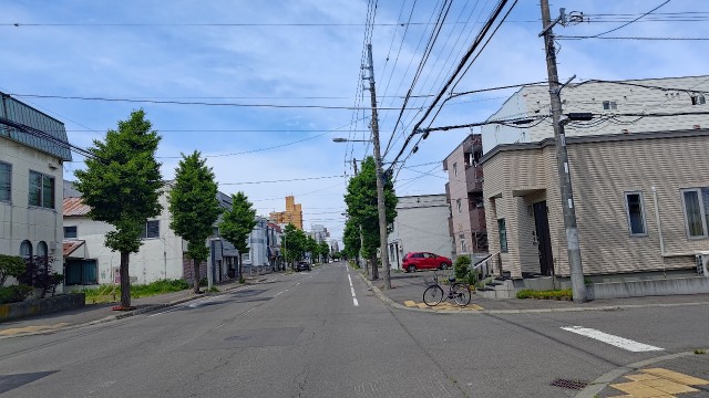 シャイン前駐車場の駐車場写真