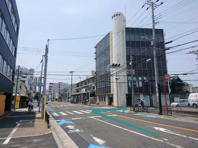 【道順1】沼町北交差点を右折してください。