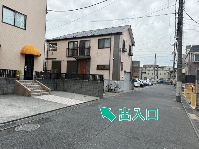 [2e409]新井3丁目8☆アキッパ駐車場の駐車場写真