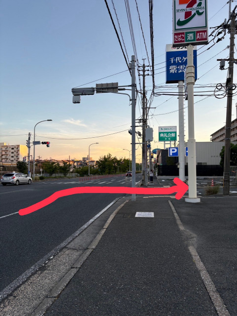 本城駅まで徒歩約2分（180m）駐車場の駐車場写真