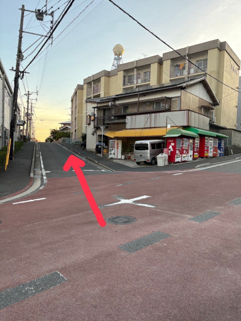 本城駅まで徒歩約2分（180m）駐車場の駐車場写真