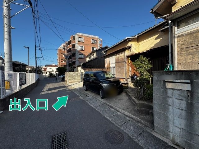 地行3-3-21駐車場の駐車場写真