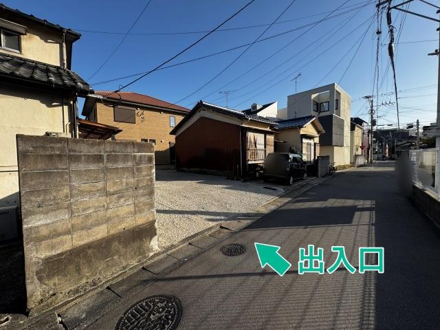 地行3-3-21駐車場の駐車場写真